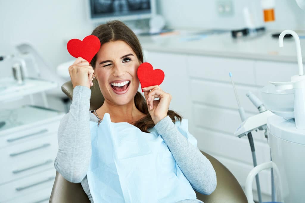 First Impressions Count: How to Straighten Your Smile Before Valentine’s Day for a Confident, Date-Ready Look